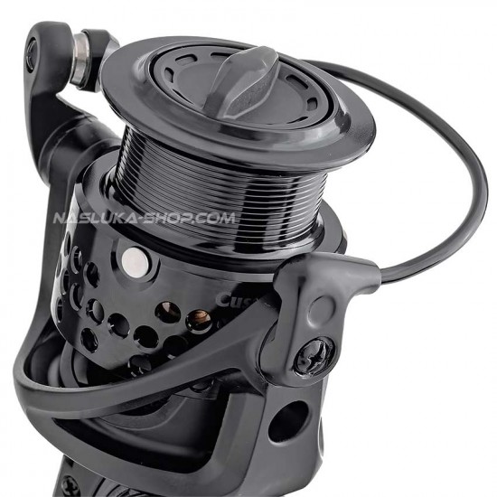 Μηχανισμός με εμπρόσθιο φρένο Okuma μοντέλο Okuma Custom Black Feeder - Δύναμη και έλεγχος