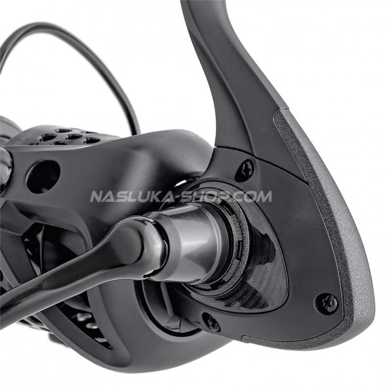 Μηχανισμός με εμπρόσθιο φρένο Okuma μοντέλο Okuma Custom Black Feeder - Δύναμη και έλεγχος